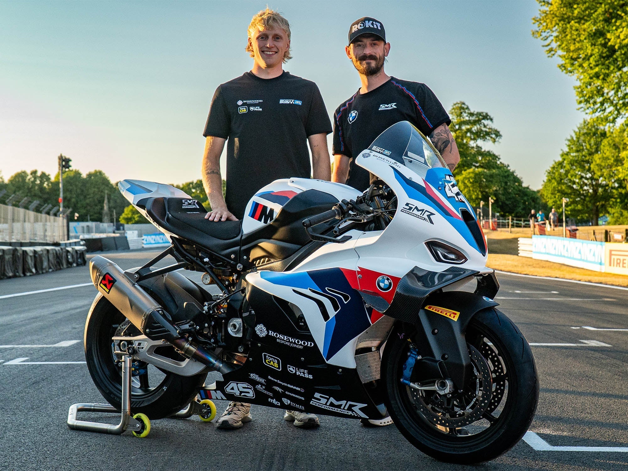 SMR Performance steps in to support Superstock star Scott Swann, with a BMW M 1000 RR